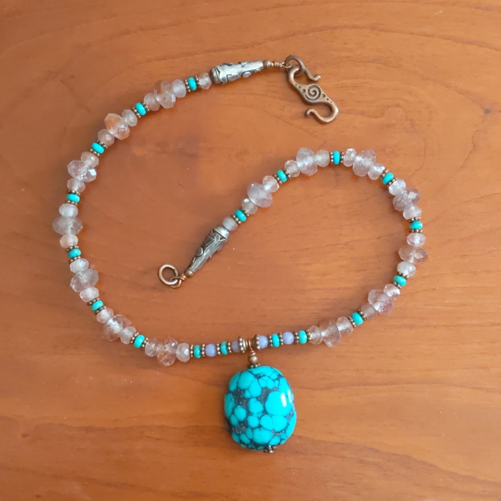 Turquoise pendant necklace